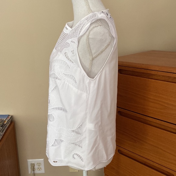 WHBM white cap sleeve lace front top with back button closure size Small - Picture 2 of 5